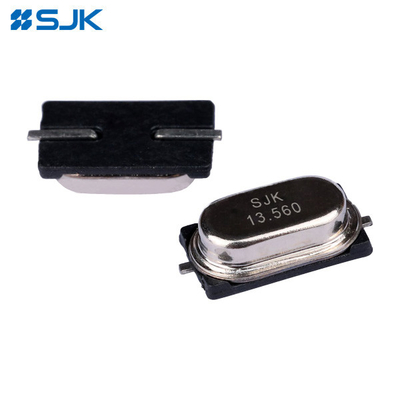 6Pシリーズ M49SMD クリスタルユニット 7 X 4mm サイズ 6.7458MHz から 50MHz 工業用デバイス