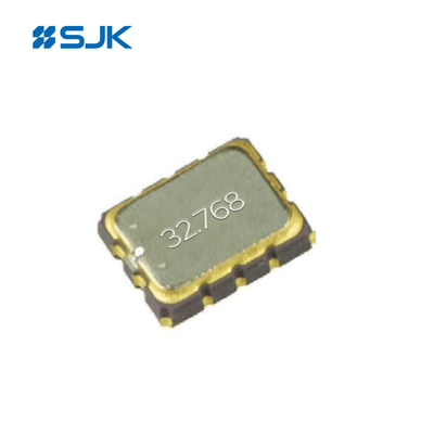 3225 10PADS 32.768KHz TCXO 1.5〜 5.5V CMOS ±8ppm−40~+105°C